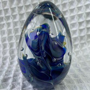 Handblown Glass collectible paperweight "CC Walters 1994" Blue signed by Artist